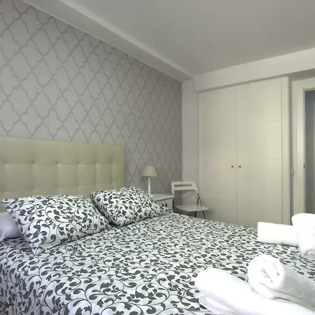 Ronda Sant Antoni Apartament *
